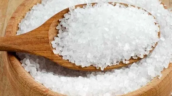 حذف یا کاهش مصرف نمک طبیعی باعث ابتلا به بیماریهای قلبی و کلیوی