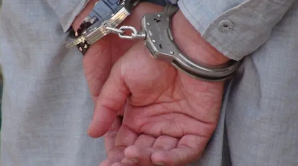 عکس  پروفایل زن جوان دردسر ساز شد