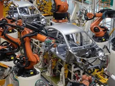 چرا کارخانه‌ های تاریک آینده را شکل می‌ دهند؟