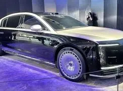 ورود مکسترو S800 به ایران؛ هر آنچه باید درباره رولزرویس چینی بدانید / عکس