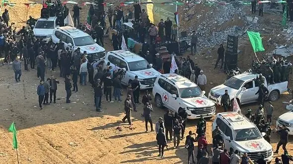  حماس: تمامی گروگان‌های زنده طرح «ترامپ» را تحویل دادیم / نتانیاهو: جنگ تمام شد