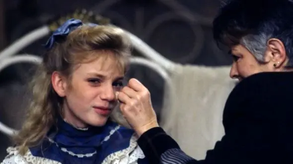 عکس؛ سفر زمان؛ چهرۀ «سارا استنلی» سریال «قصه‌های جزیره» بعد از 30 سال در 46 سالگی