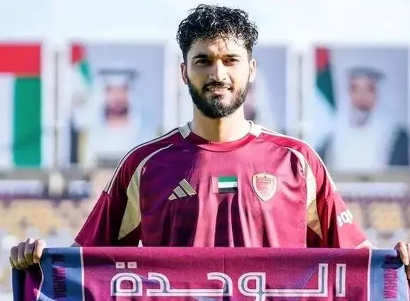 لژیونر ایرانی در آستانه پرسپولیسی شدن! / همه چیز از یک لایک شروع شد!