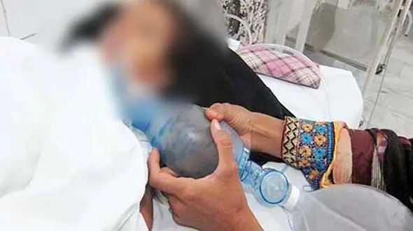 پدری با دنده عقب دختر 5 ساله اش را له کرد