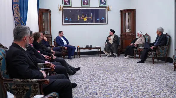 دیدار دبیر شورای عالی مناطق آزاد با آیت الله سید حسن خمینی
