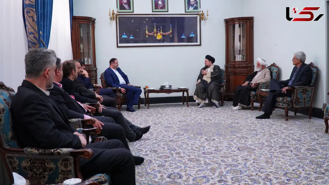 دیدار دبیر شورای عالی مناطق آزاد با آیت الله سید حسن خمینی
