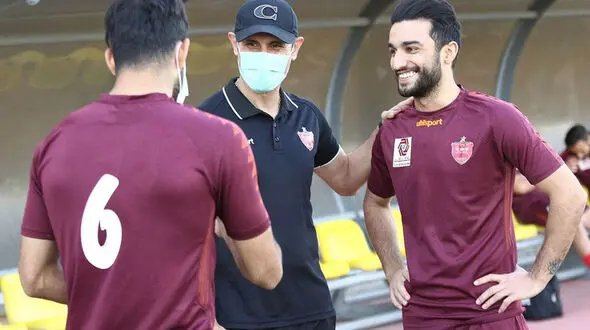 تصمیم جدید گل محمدی برای مدافع پرسپولیس