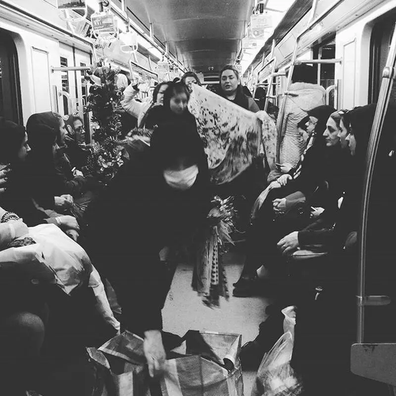 ماجرای غم انگیز کسب و کار دخترانی با صورت‌های پوشانده شده در تونل‌های زیرزمینی تهران