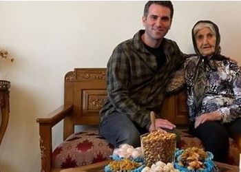 نگاهی به خانه اعیانی بازیگر فیلم تاسیان هوتن شکیبا با حیاط خلوتی بهاری و سرسبز+عکس