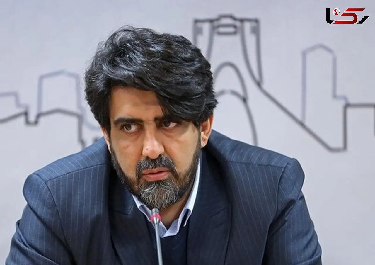 فیلم / خبرنگار رکنا از سخنگوی شهرداری تهران پرسید: چرا در تهران در تمام ساعات روز ترافیک سنگین وجود دارد؟ /محمدخانی در پاسخ: «ساعت ۳ نصفه‌شب که ترافیک نیست!»
