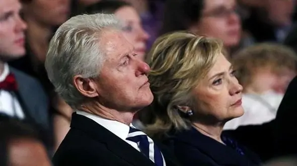 هیلاری کلینتون درخواست طلاق کرد!+ عکس