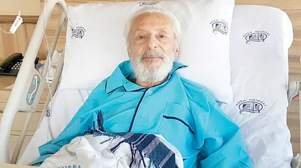جمشید مشایخی در بیمارستان بستری شد + عکس