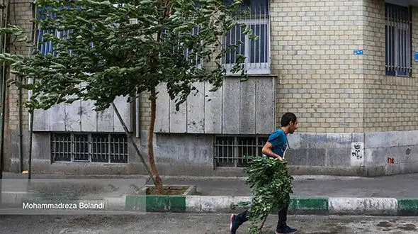 دوباره باران و باد و خاک در مسیر تهران