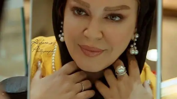 عکس طلایی بهاره رهنما