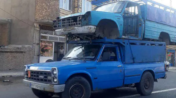 تصویری عجیب از دو نیسان