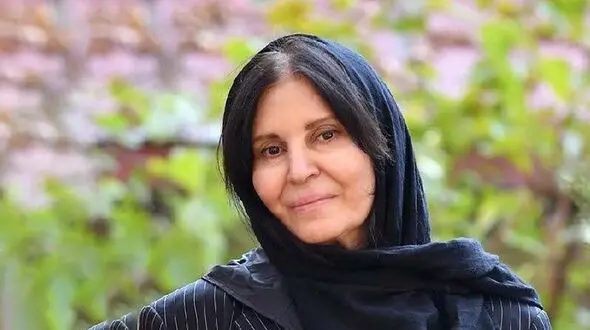فیلم آواز باشکوه  احسان خواجه امیری با  بازی متفاوت گلچهره سجادیه /  تو آمده ای جان به لب من برسانی + موزیک ویدیو