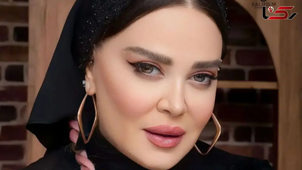 نگاهی به خونه زندگی لوکس و دلباز بهاره رهنما و تابلوهای آنتیک و رنگارنگ نصب شده روی دیوار+ویدیو