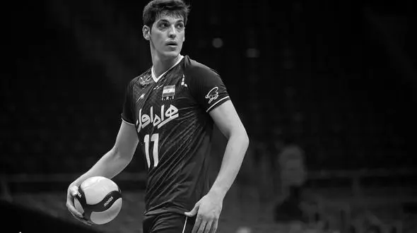 فیلم/ پیکر صابر کاظمی به خانه بازگشت