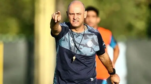 روی موتا: از هر نظر شایسته پیروزی مقابل گل گهر بودیم