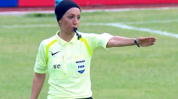 فوری / مهسا قربانی کمک داور VAR دربی تهران شد! / اتفاق تاریخی در فوتبال ایران