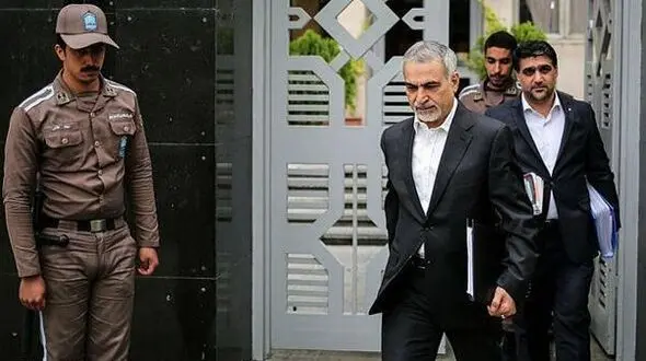 حسن فریدون قبل از استقرار در زندان اوین به مرخصی رفت!
