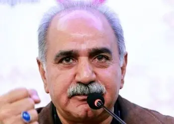 فیلم / پرویز پرستویی: من نقش نوید محمدزاده که سرگرد جاهد در سرخپوست را قرار بود  بازی کنم 