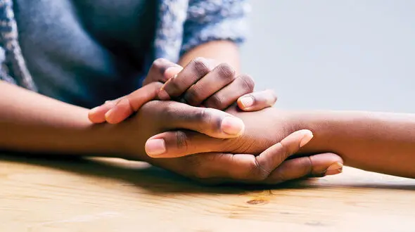 چطور با همدلی دیگران را جذب کنیم؟