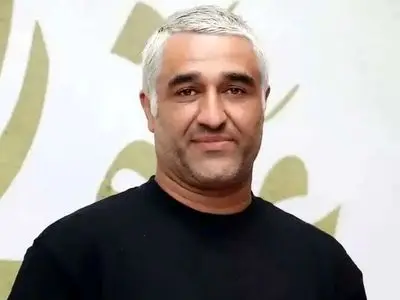 پژمان جمشیدی سکوتش ر ا شکست / قسم به خاک مادرم این دختر و مادرش دروغ می گویند از داستان کثیف خانه من تا آزمایشات دی ان ای / من به ایران برمی گردم الان هم...