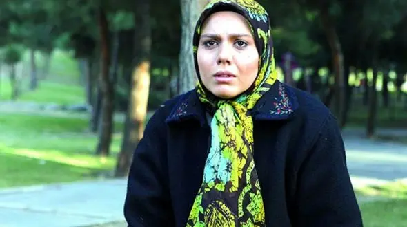 عکس؛ سفر در زمان؛ «باران» سریال آوای باران در کنار جمشید هاشم پور؛ سال 98