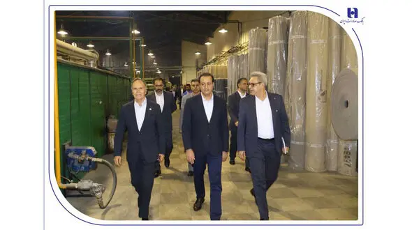 تعامل بانک صادرات ایران با بخش تولید و کارآفرینان، راهبردی و مستمر است