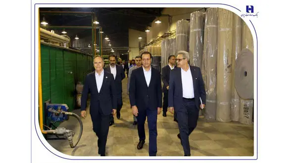 تعامل بانک صادرات ایران با بخش تولید و کارآفرینان، راهبردی و مستمر است