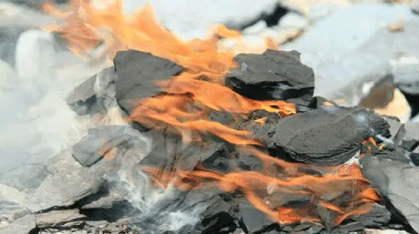  کشف نفت شیل در ۱۰ نقطه ایران/ برداشت نفت ارزان‌تر از آمریکا