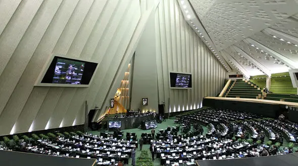 بررسی جولان کرونا در بین نمایندگان مجلس 