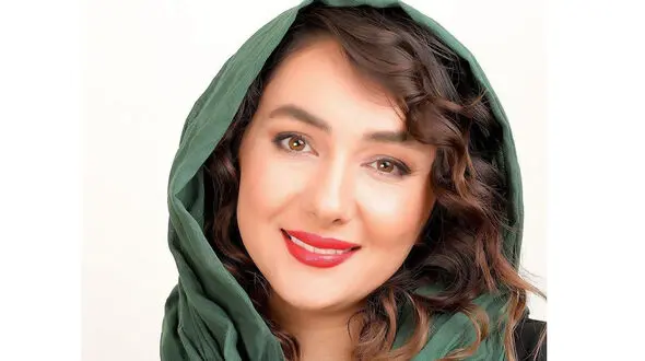 فیلم / هانیه توسلی خانم بازیگر مجرد ایرانی :  فکر میکردم فوقش 6 سال بیشتر بازیگر نمیمانم / من یه دختر شهرستانی ساده بودم که اومدم تهران و تو فیلم مرحوم مهرجویی کار کردم
