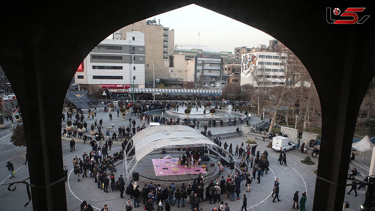 جشنواره تئاتر فجر سراسر ادعا  است و در اصل هیچ چیز برای ارائه ندارد