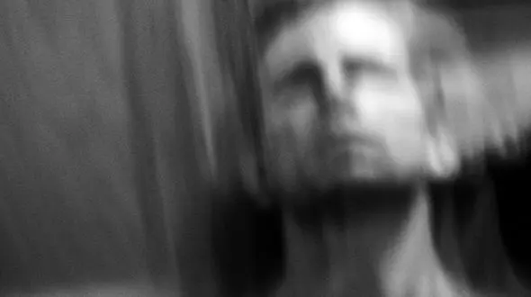 حلق آویز شدن نوعروس 18 ساله در شب عروسی / او خائن بود!