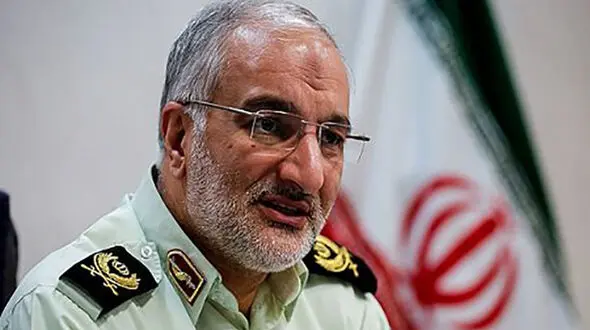 برخورد پلیس با نمادهای موادمخدر روی لباس ها و خودروها