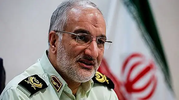 برخورد پلیس با نمادهای موادمخدر روی لباس ها و خودروها