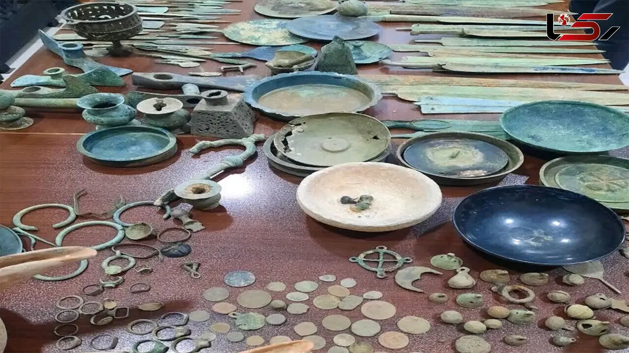 گنج پنج هزار ساله از خانه ای در داراب کشف شد