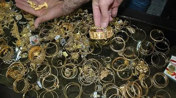 سرقت 25 میلیاردی طلاهای خانه نیشابوری ها / دزدان در لرستان بودند