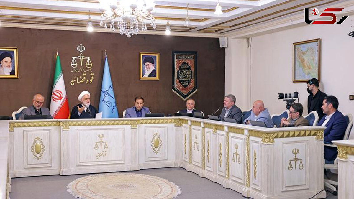 درخواست رئیس قوه قضاییه از رسانه ها / بازنگری قانون مطبوعات نیاز به اصلاح دار ؟