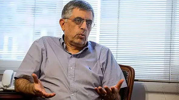 کرباسچی : اولین قدم پزشکیان برداشتن فیلترینگ است / همین قدر که دولت مزاحم مردم نشود کفایت می کند