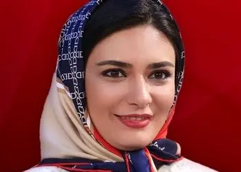 «پست تأمل‌برانگیز لیندا کیانی: عده ای به ما هجمه وارد می کنند... سعی دارند جلوی حق گویی مارا بگیرند ... هدفشان..