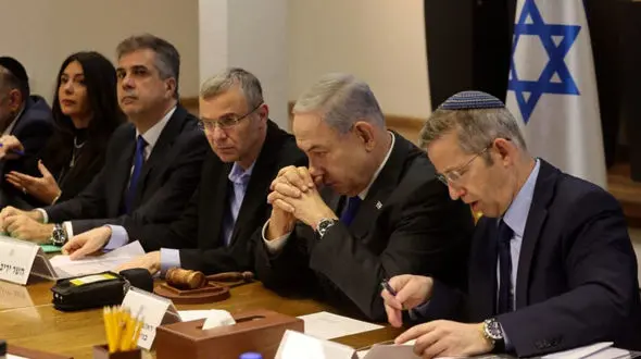 نتانیاهو : ایران به دنبال از بین بردن ماست/ صحبت‌های لو رفته نتانیاهو با خانواده اسرا