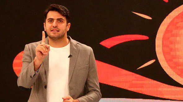 شوخی علی ضیا با احمدی‌نژاد در تلویزیون جنجالی شد 