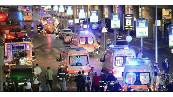 فیلم دیده نشده از انفجارفرودگاه آتاتورک /آخرین آمار 183 نفر تلفات+ فیلم و تصاویر