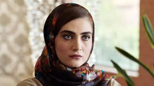 چهره و تیپ باورنکردنی آیسان سریال سقوط در دنیای واقعی/ تصاویر