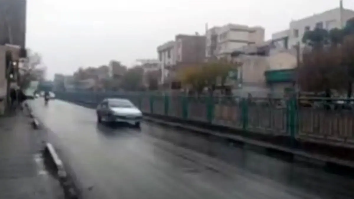 فیلم بارش باران صبحگاهی در تهران