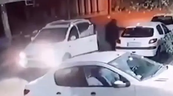 فیلم سرقت از پژو 206 در 10 ثانیه / سارق جک سوار بود + عکس