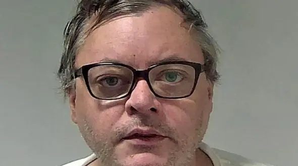 آزادی راننده مست که به مسافرانش دست درازی می کرد +عکس